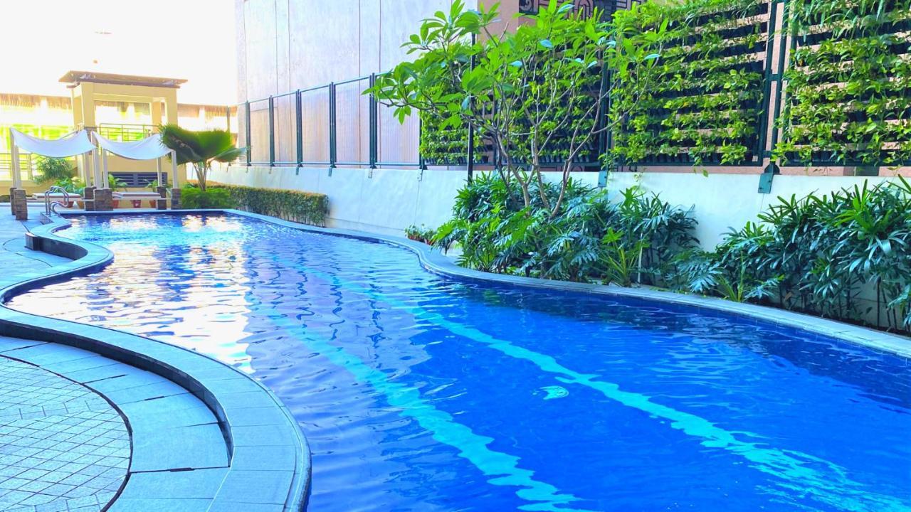 One Pacific Place Serviced Residences Makati City Exterior foto